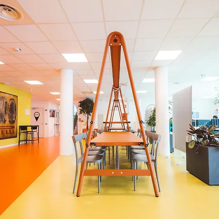 Hostel&rooms * Lecco