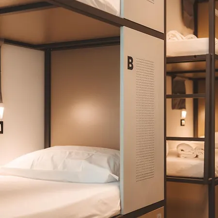 Hostel&rooms Hostal