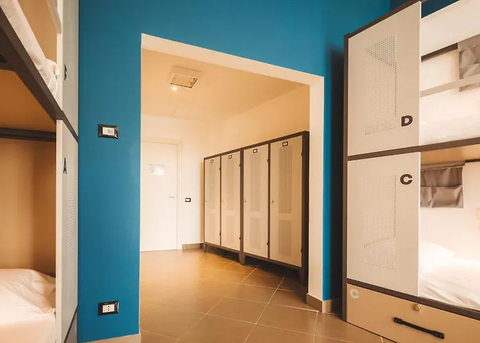 Hostel&rooms * Lecco