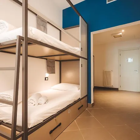 Hostel & *
